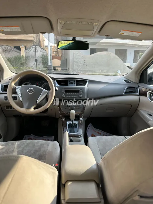 Nissan Sentra 2017 White Used for Sale - 7