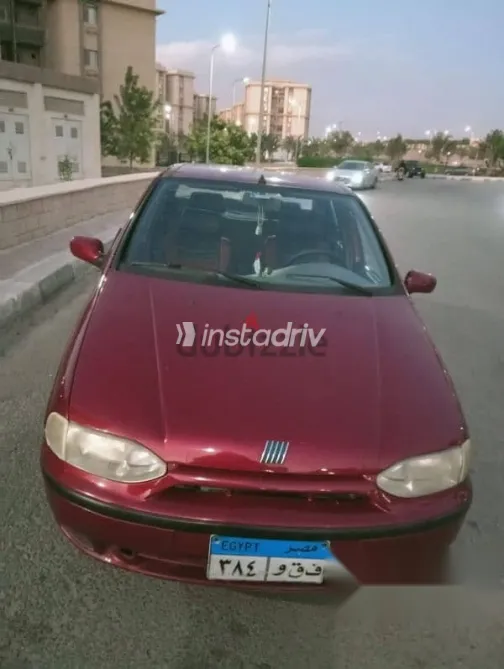 فيات سينا 2002 أحمر مستعملة للبيع - 6