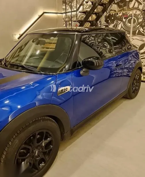Mini Cooper 2021 Dark Blue Used for Sale - 3