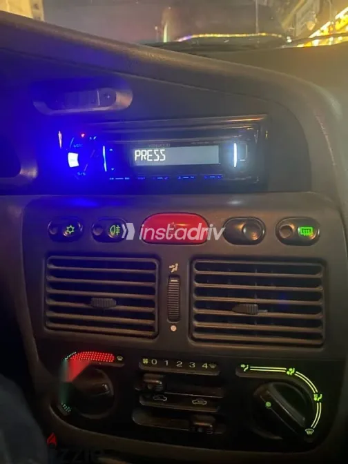 فيات سينا 2001 رمادي مستعملة للبيع - 3