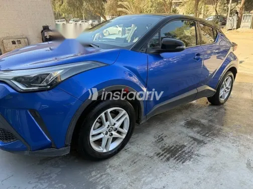 تويوتا C-HR 2022 أزرق غامق مستعملة للبيع - 4