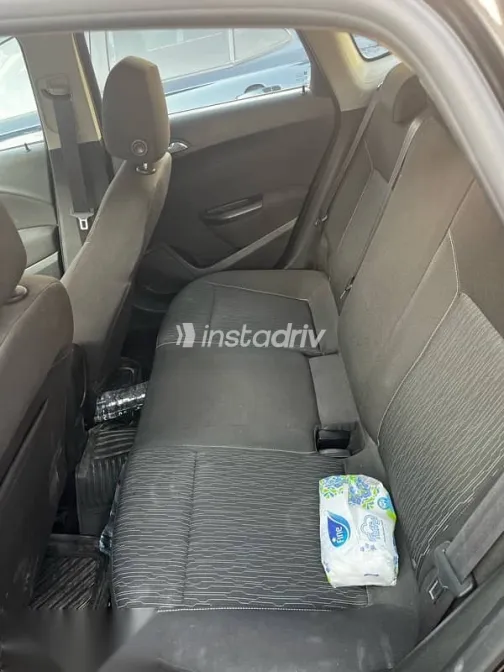 اوبل أسترا 2019 أسود مستعملة للبيع - 6