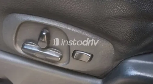 ميتسوبيشي باجيرو 2016 رمادي مستعملة للبيع - 9