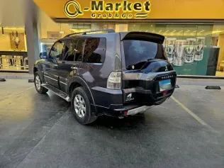 ميتسوبيشي باجيرو 2016 رمادي مستعملة للبيع