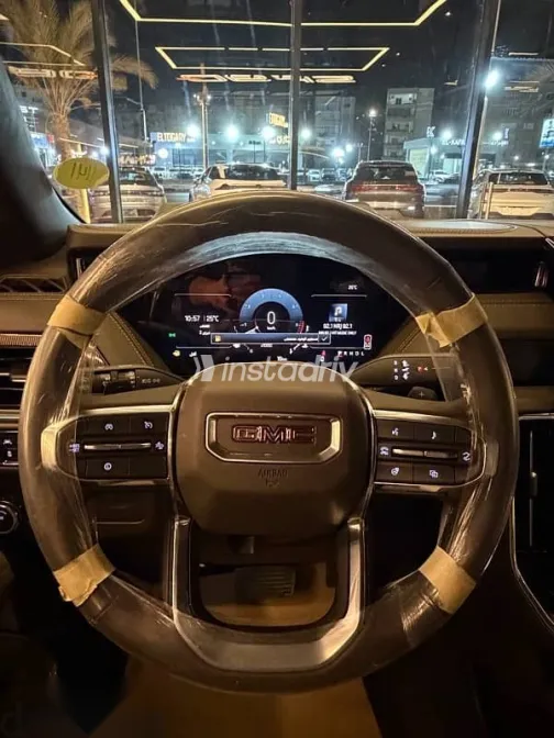 جى ام سى يوكون 2026 أسود جديدة للبيع - 3