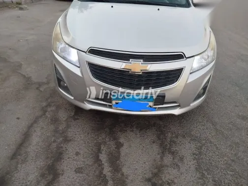 شيفروليه كروز 2015 فضي مستعملة للبيع - 1