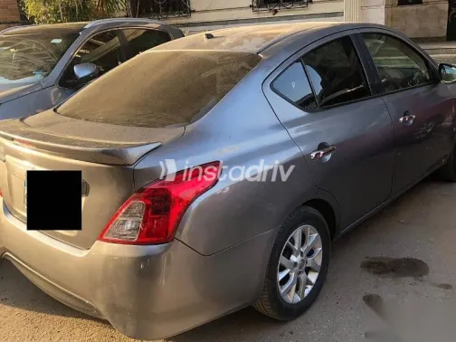 Nissan Sunny 2018 Gray Used for Sale - 2