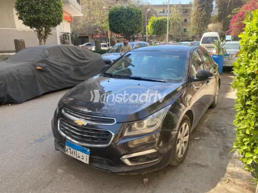 شيفروليه كروز 2016 أبيض مستعملة للبيع - 2