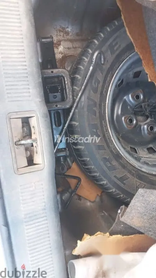 هيونداي اكسنت 2006 فضي مستعملة للبيع - 4