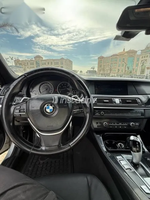 بي ام دبليو 523 2011 فضي مستعملة للبيع - 3