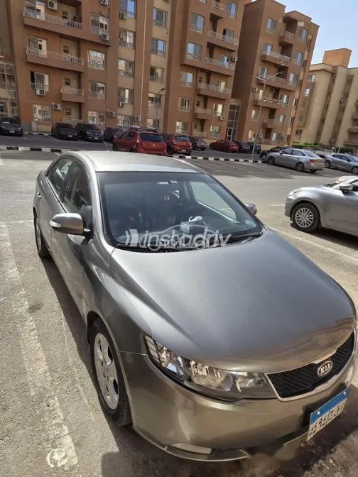 Kia Cerato 2011 Orange Used for Sale - 1