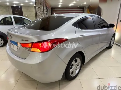 هيونداي افانتي 2011 فضي مستعملة للبيع - 5