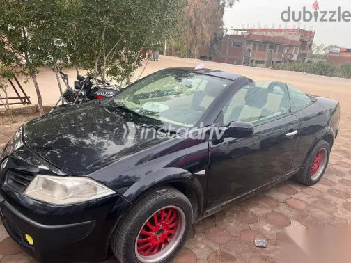 رينو ميجان 2005 أسود مستعملة للبيع - 1