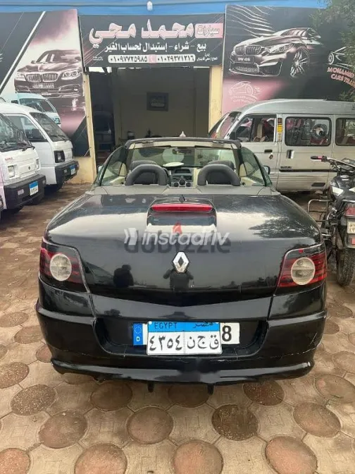 رينو ميجان 2005 أسود مستعملة للبيع - 2