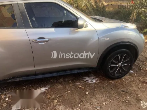 نيسان جوك 2014 فضي مستعملة للبيع - 3