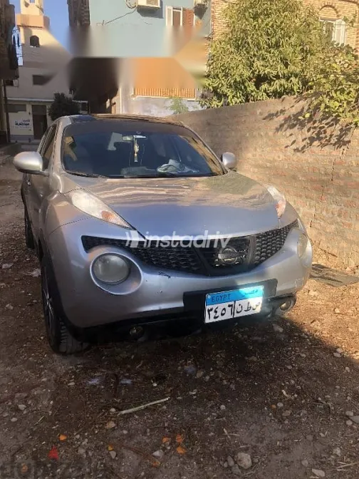 نيسان جوك 2014 فضي مستعملة للبيع - 10