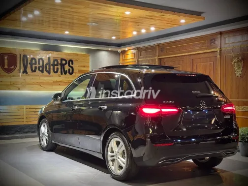 Mercedes B 200 2023 White Used for Sale - 1