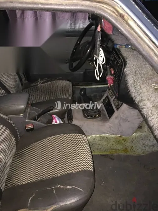 فيات شاهين 2002 فضي مستعملة للبيع - 4