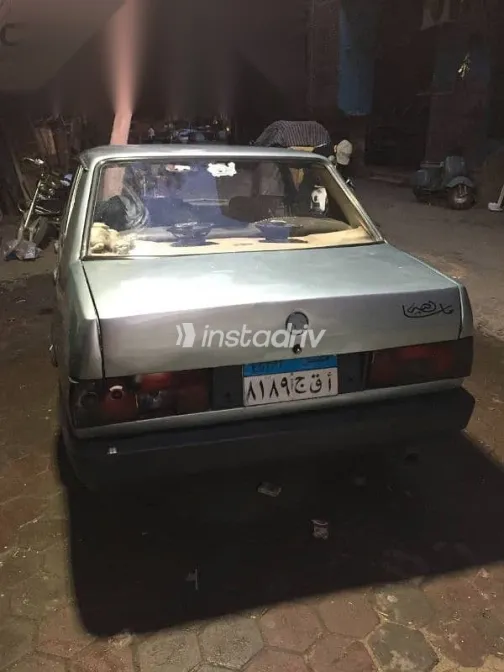 فيات شاهين 2002 فضي مستعملة للبيع - 7