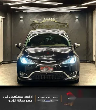 Chrysler Pacifica 2019 Black Used for Sale