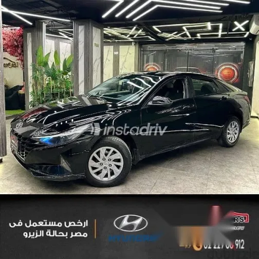هيونداي إلنترا 2021 أسود مستعملة للبيع - 5