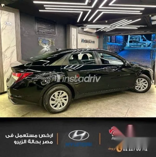 هيونداي إلنترا 2021 أسود مستعملة للبيع - 6