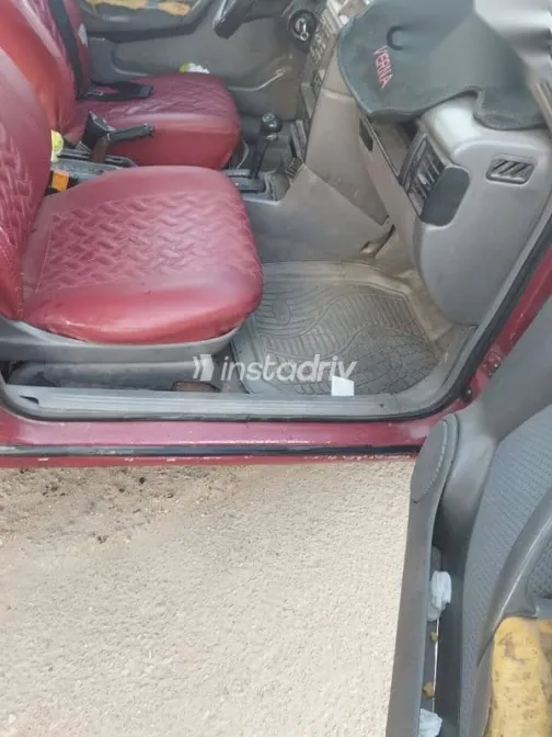 اوبل فيكترا 1994 أحمر مستعملة للبيع - 3