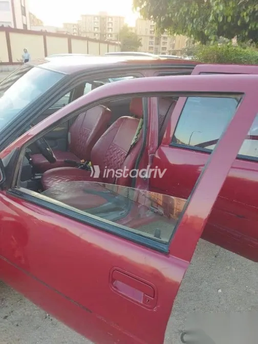 اوبل فيكترا 1994 أحمر مستعملة للبيع - 5