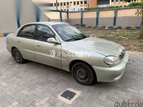 دايو لانوس 1999 ذهبي مستعملة للبيع - 2