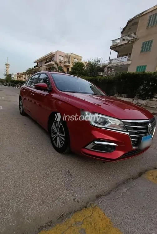 ام جى 5 2022 أبيض مستعملة للبيع - 4