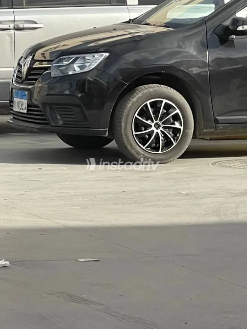 Renault Logan 2019 White Used for Sale - 1