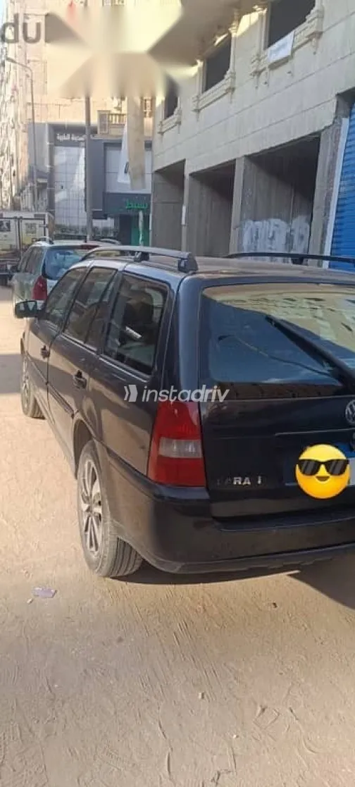 فولكس فاغن باراتى 2004 أسود مستعملة للبيع - 3