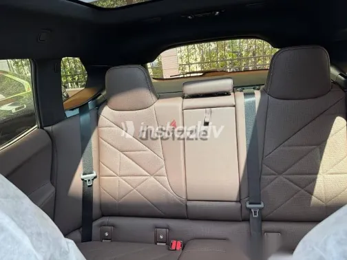 BMW IX 2025 Silver Used for Sale - 6