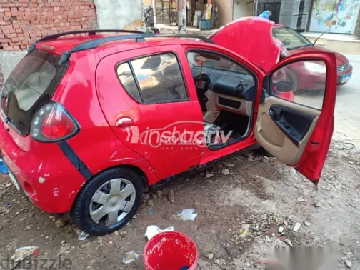 جيلي باندينو 2010 أحمر مستعملة للبيع - 1