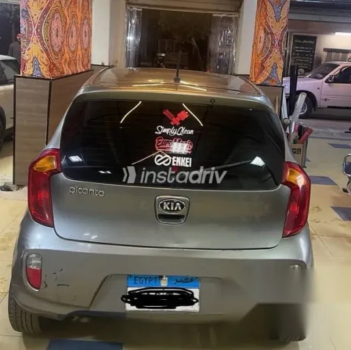 كيا بيكانتو 2015 بني مستعملة للبيع - 2