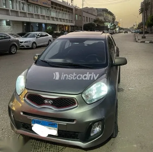 كيا بيكانتو 2015 بني مستعملة للبيع - 4