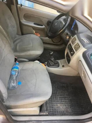رينو كليو 2003 فضي مستعملة للبيع