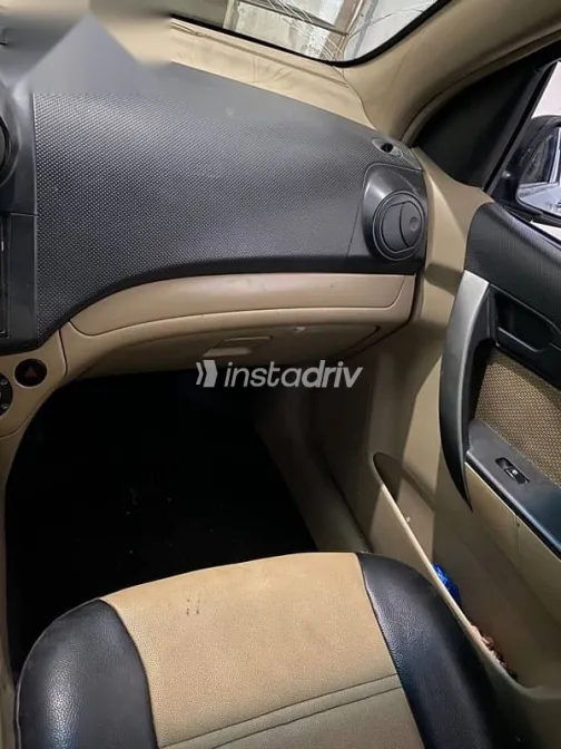 Chevrolet Aveo 2018 Black Used for Sale - 10