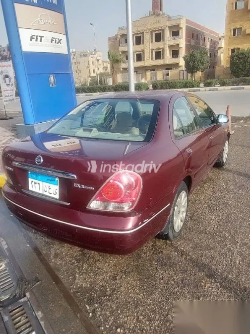 Nissan Sunny 2010 Burgundy Used for Sale - 7