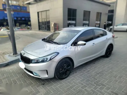 Kia Cerato 2018 Silver Used for Sale - 2