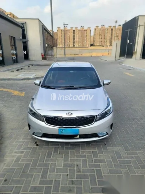 Kia Cerato 2018 Silver Used for Sale - 4
