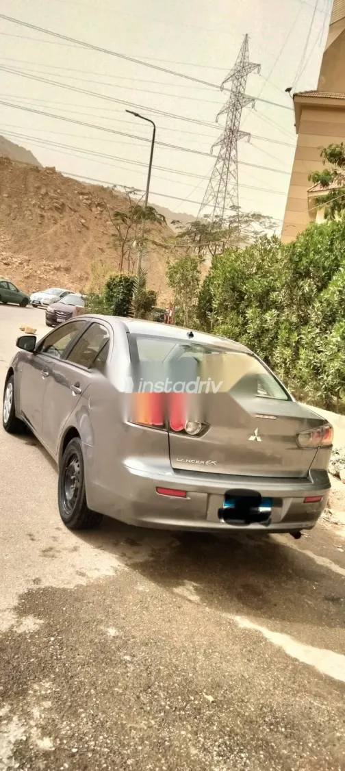 ميتسوبيشي لانسر 2017 رمادي مستعملة للبيع - 4