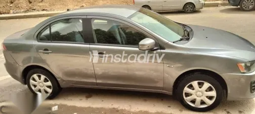 ميتسوبيشي لانسر 2017 رمادي مستعملة للبيع - 7