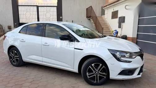 رينو ميجان 2021 أبيض مستعملة للبيع - 2