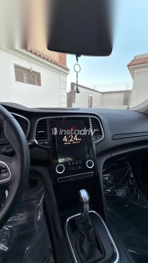 رينو ميجان 2021 أبيض مستعملة للبيع - 8