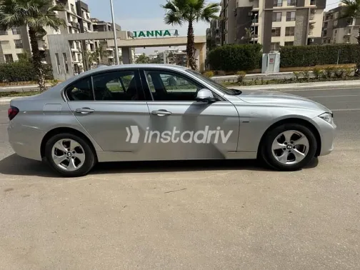 بي ام دبليو 316 2013 فضي مستعملة للبيع - 3