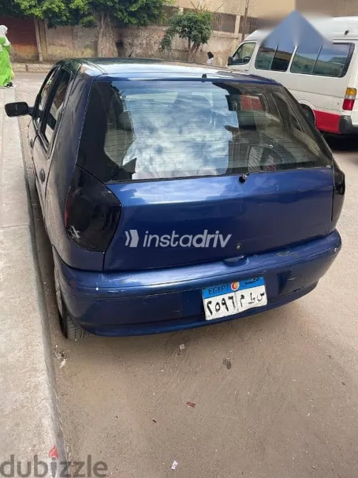 فيات باليو 2008 أزرق غامق مستعملة للبيع - 1