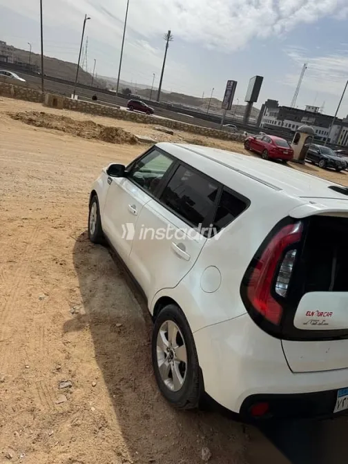كيا سول 2019 أبيض مستعملة للبيع - 4