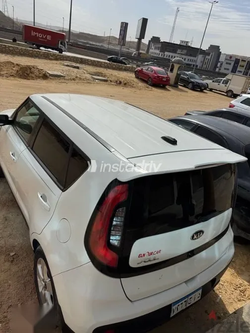 كيا سول 2019 أبيض مستعملة للبيع - 5
