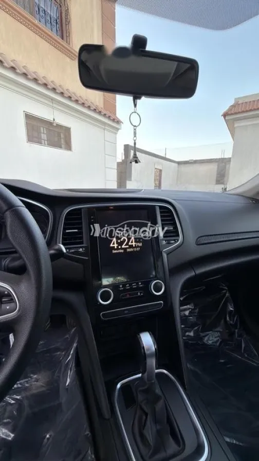 Renault Megane 2021 White Used for Sale - 4